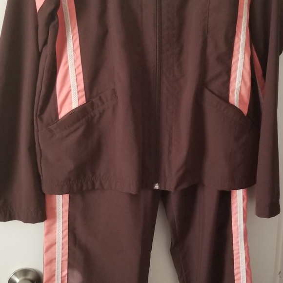 Womens nike jogging suit - Picture 5 of 5